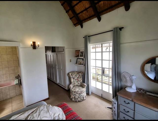 3 BEDROOM HOUSE TO LET IN HILLCREST CENTRAL